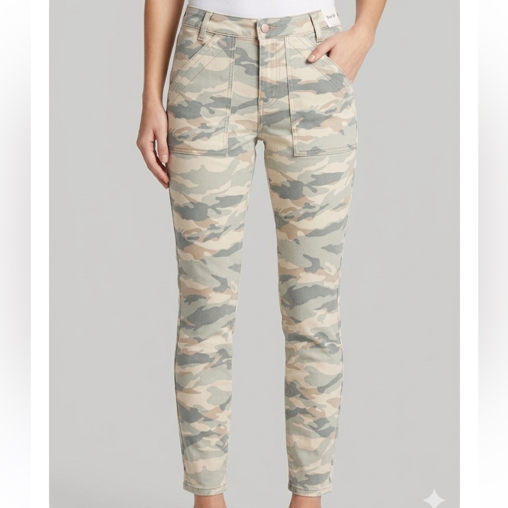 Dear John Gisele Camouflage Cargo Jeans